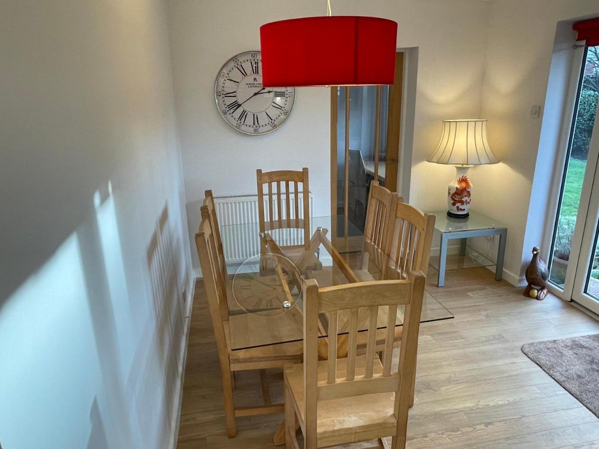 'Sounion' - Fabulous, Spacious Modern House With Large Private Garden In Leafy Lytham 리탬 세인트 앤스 외부 사진
